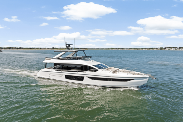 2026 Azimut Fly 68