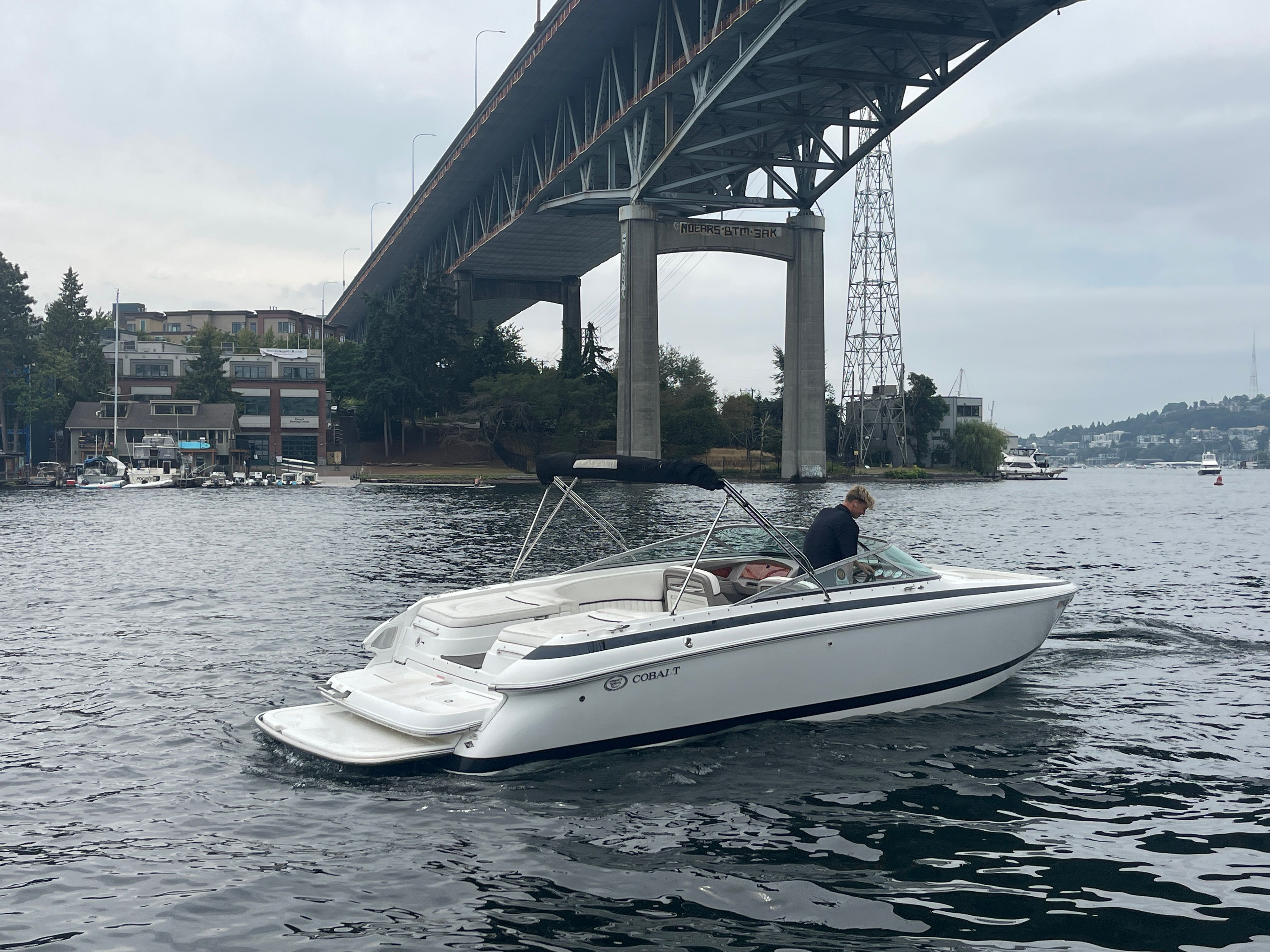 2004 Cobalt 262 - 7