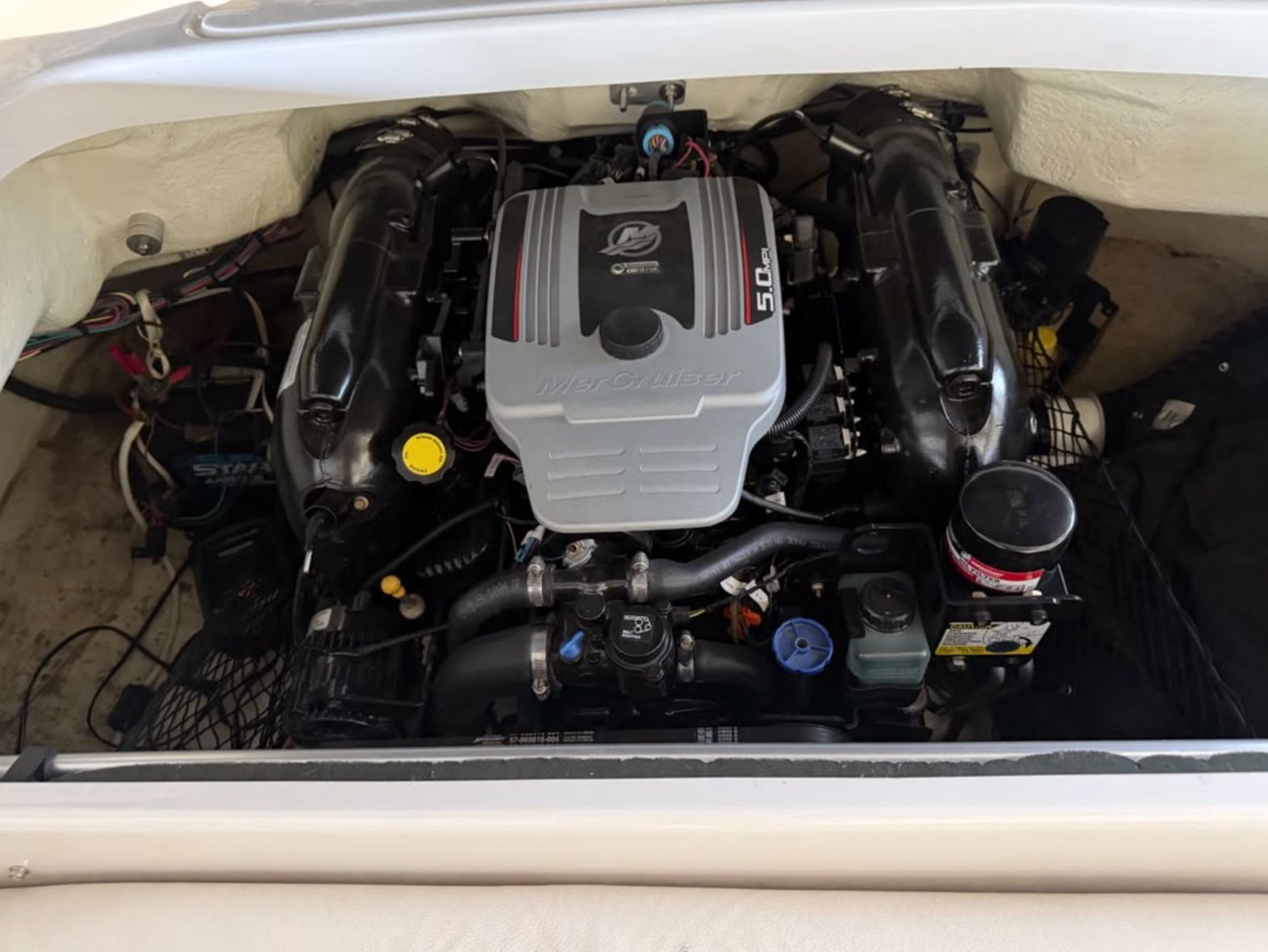 2011 Glastron DX 215 Deckboat - 9