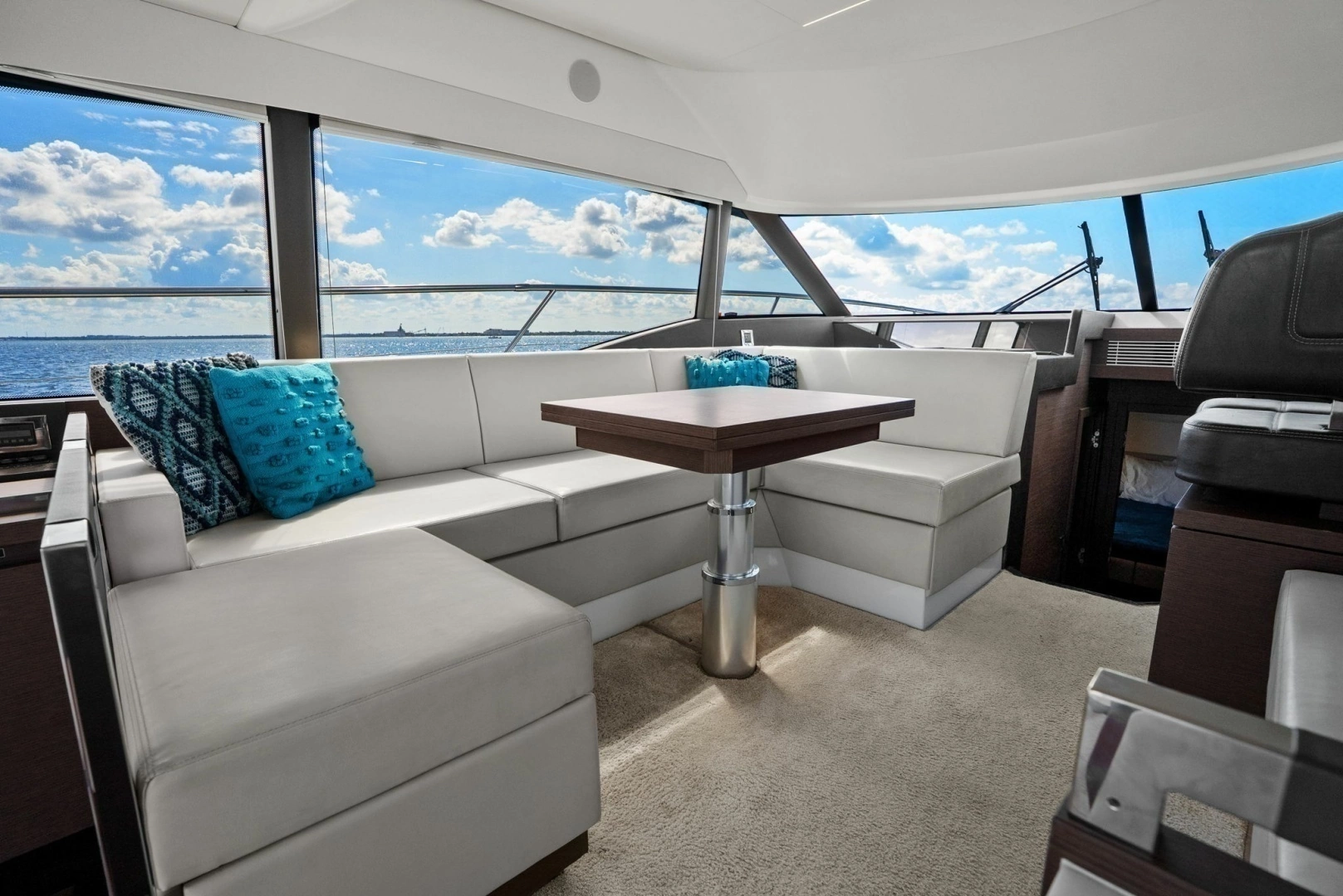 2020 Prestige 460 Flybridge - Image 31