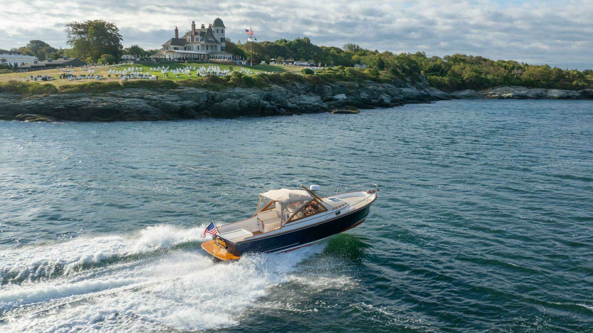 2020 CH Marine Shelter Island Nomad - Image 23