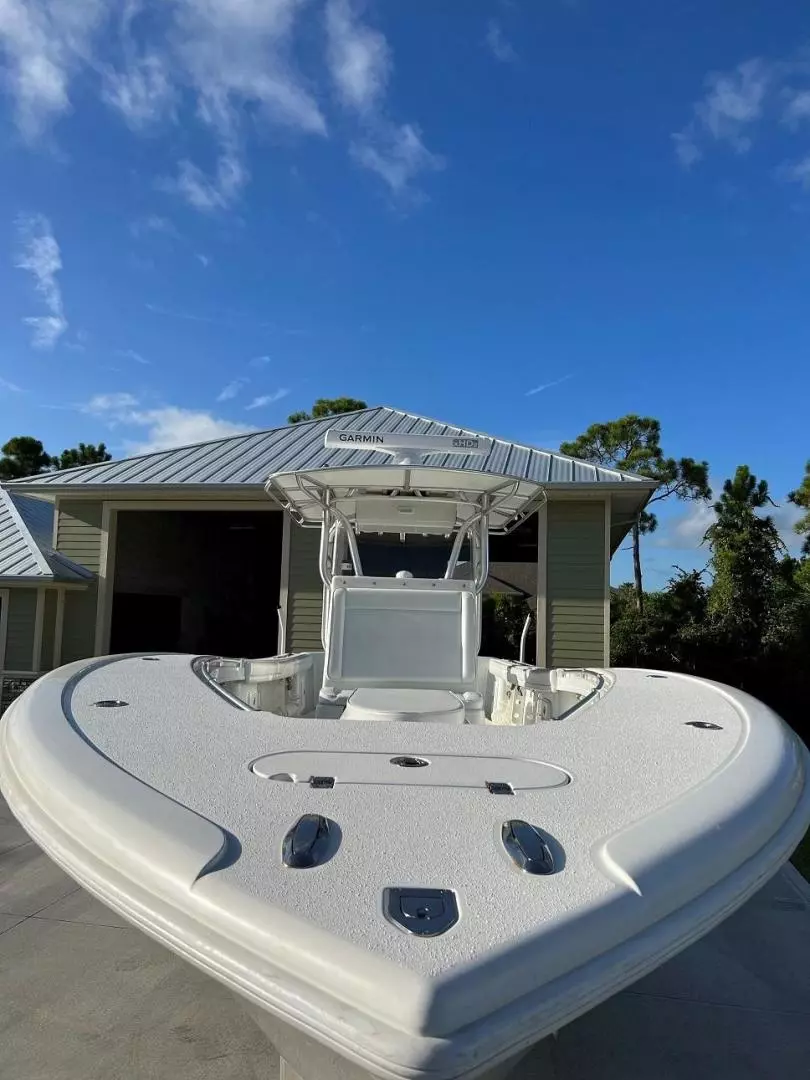 2016 Yellowfin Center Console - Image 3