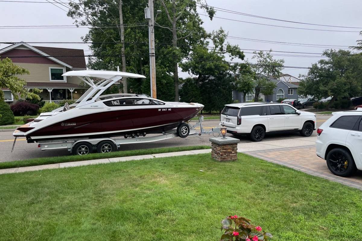 2021 Yamaha Boats 275SD