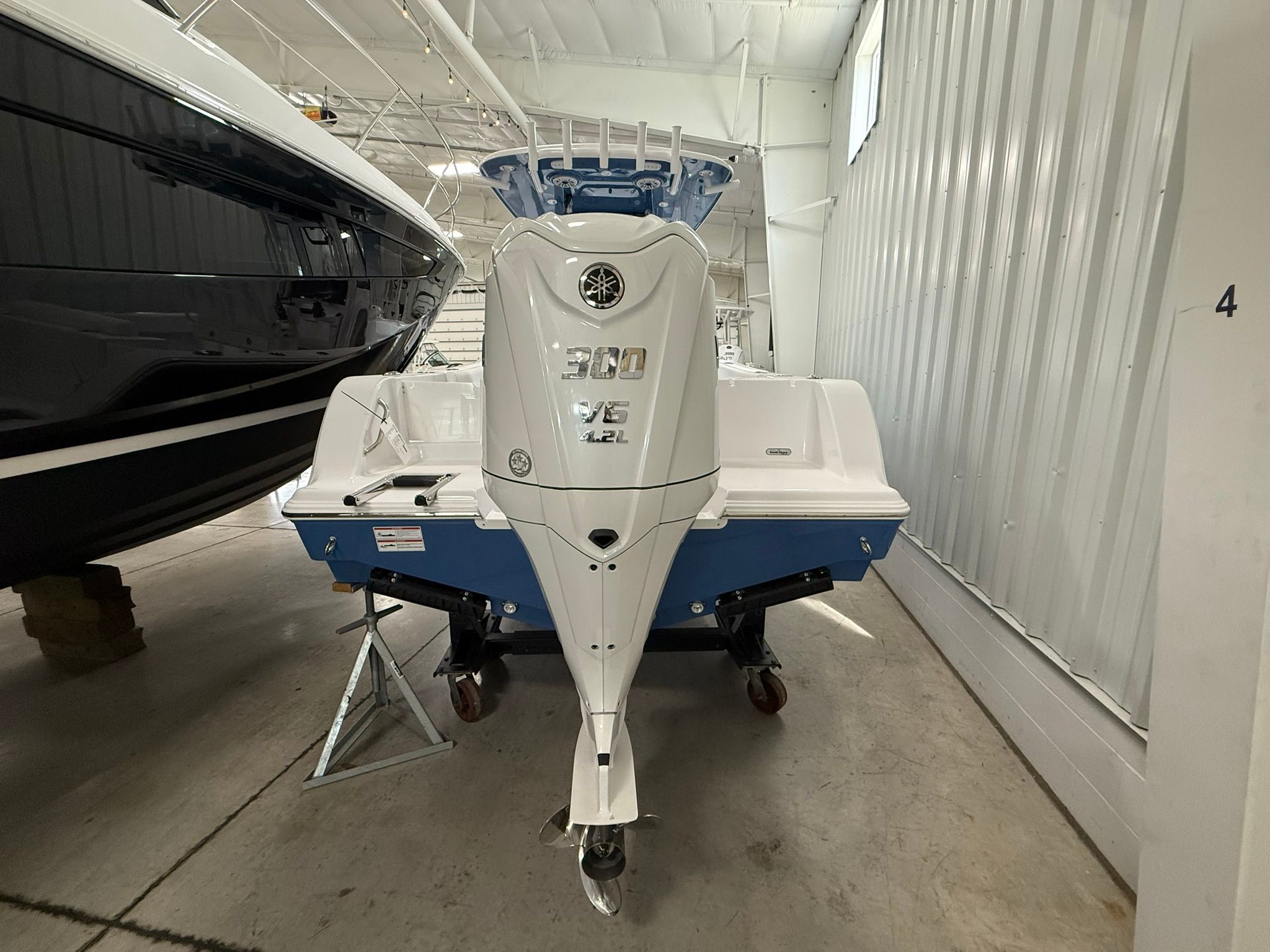 2026 Sportsman Open 232 Center Console