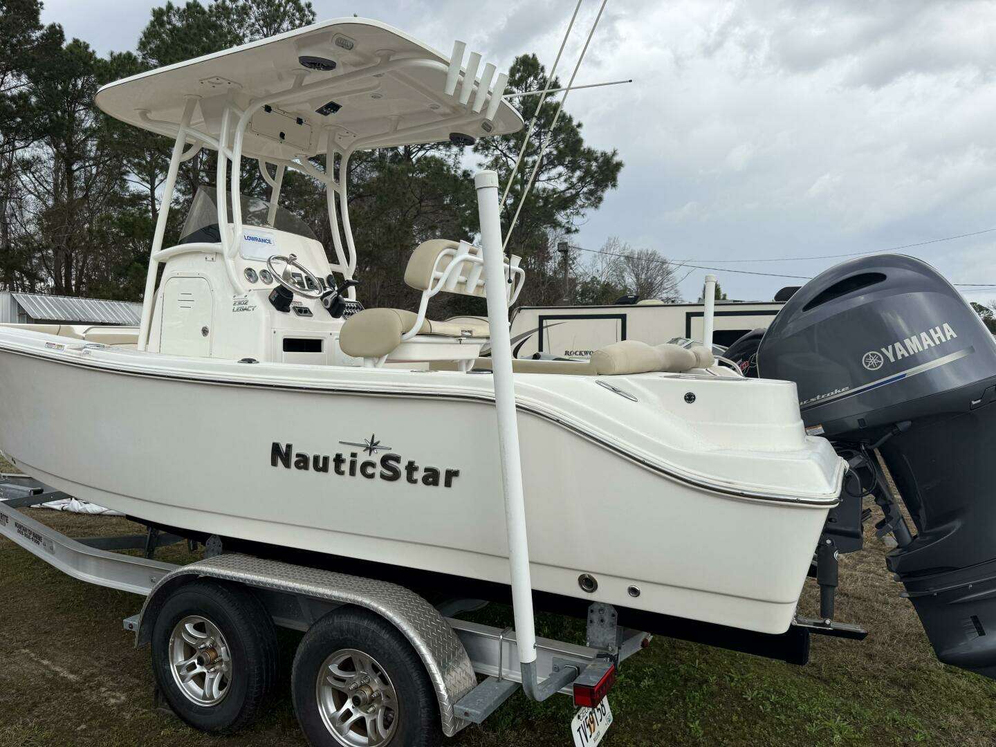 2022 NauticStar 2302 Legacy - Image 4