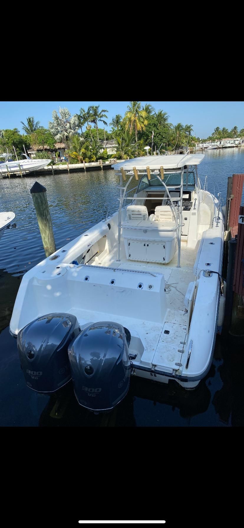 2001 Boston Whaler 28 Outrage - 13