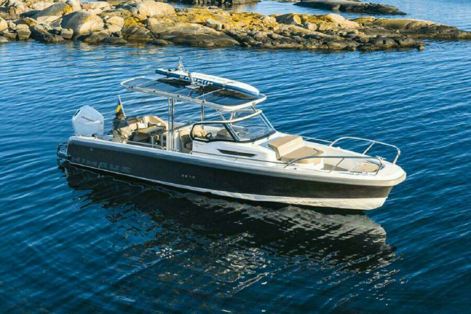 2025 Nimbus Tender 9 - Image 3
