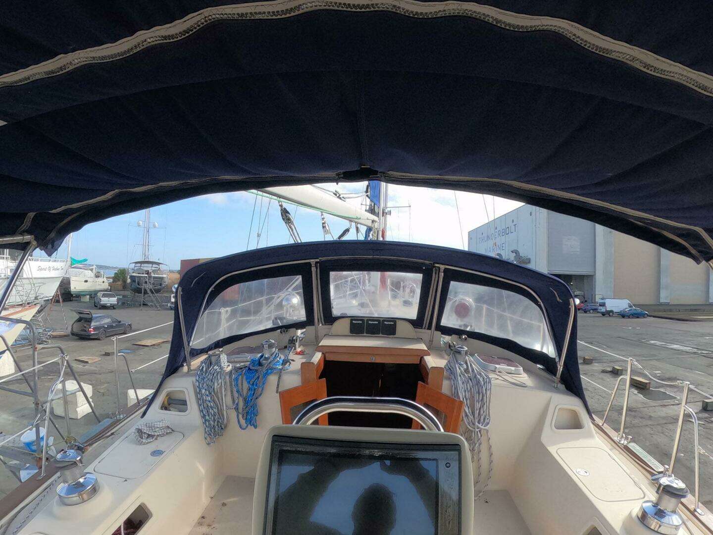 2005 Island Packet 370 - Image 26