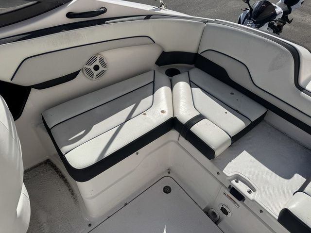 2019 Yamaha Boats SX210 - 11