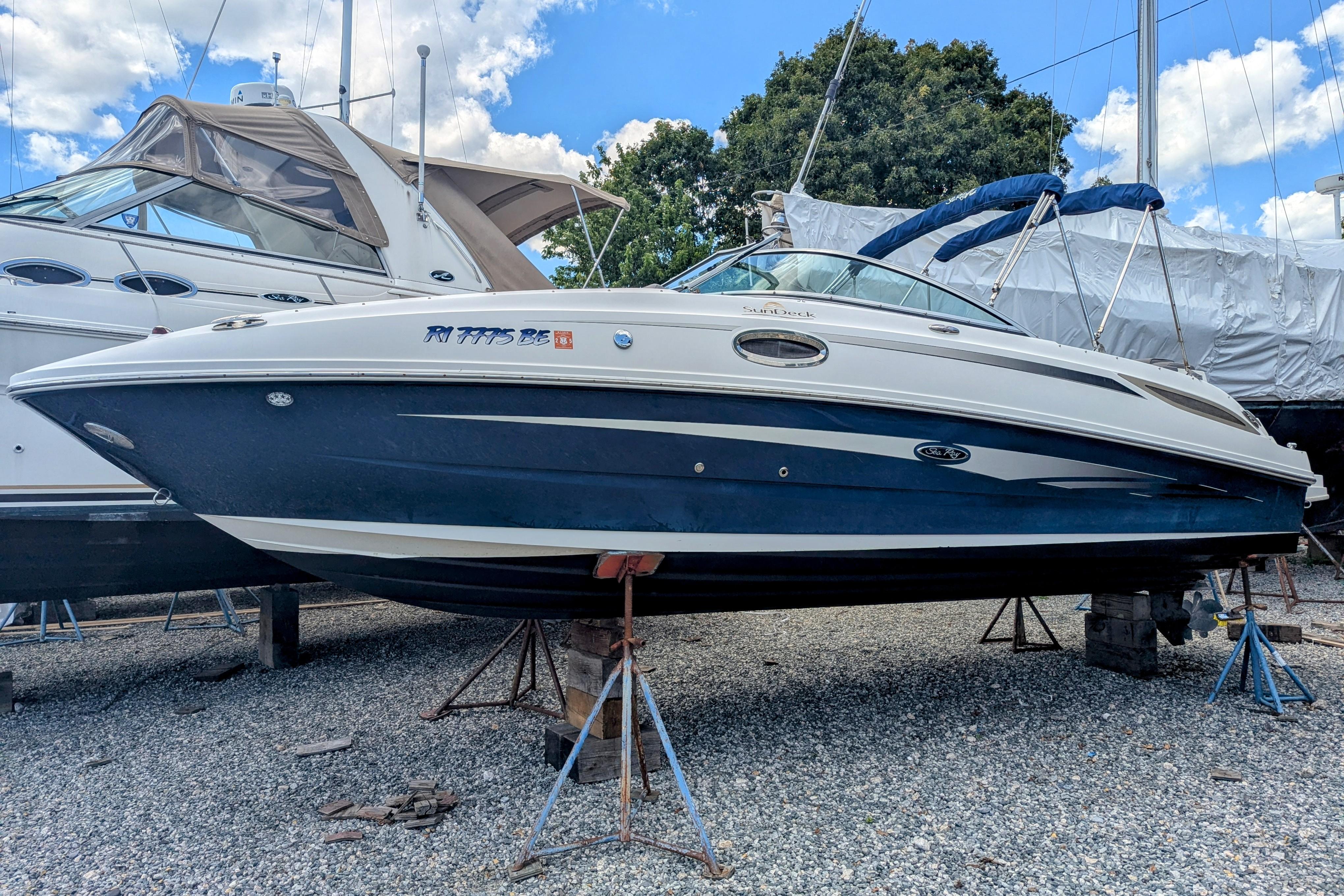 2011 Sea Ray 260 Sundeck