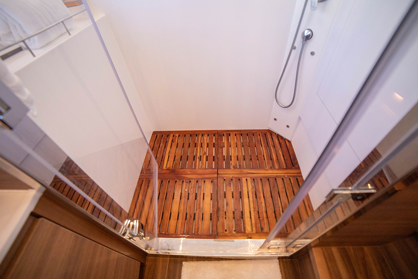 2024 Aquila 54 Yacht - Image 75