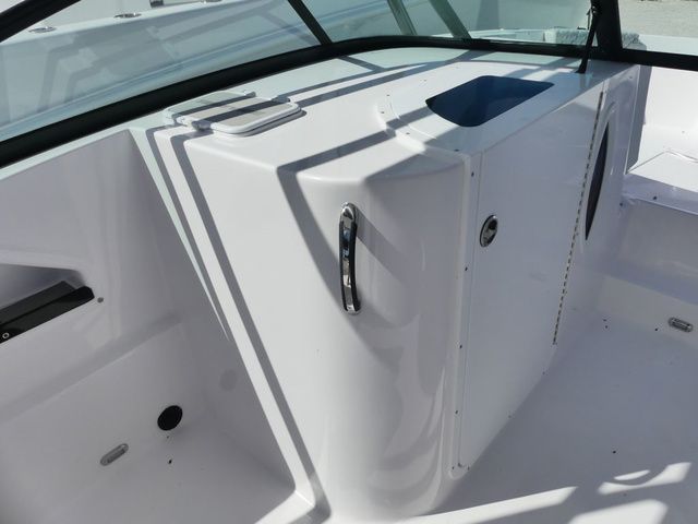 2026 Twin Vee 240 GFX DUAL CONSOLE - 14