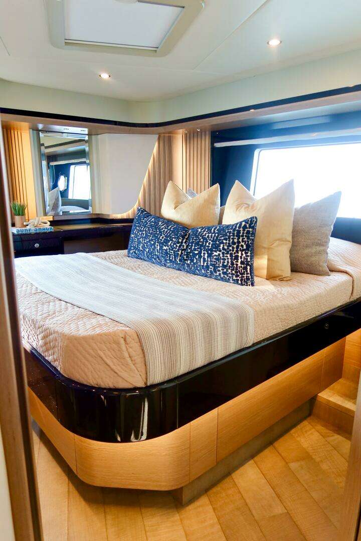 2026 Absolute 58 Navetta - Image 37