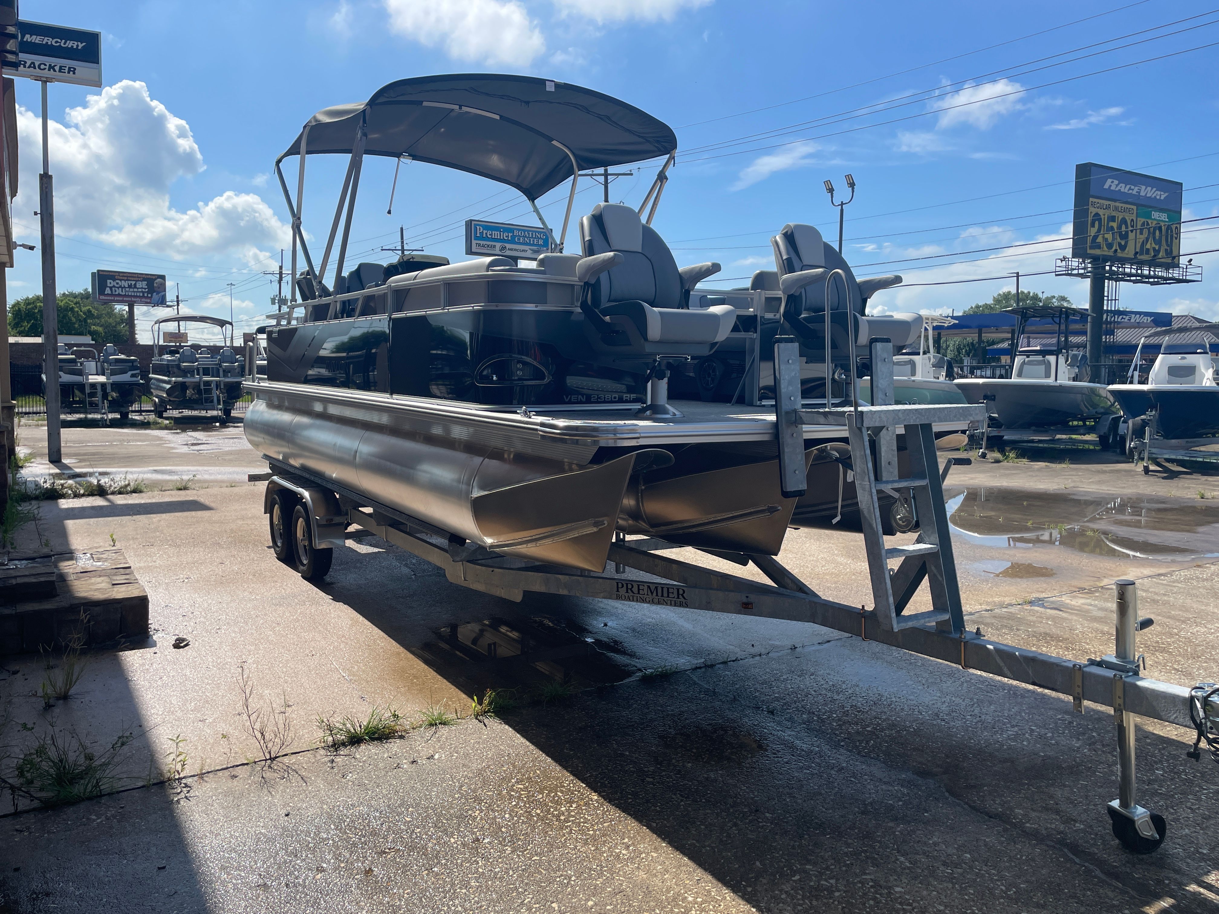 2025 Avalon Venture Fish N Cruise - 23' - 6