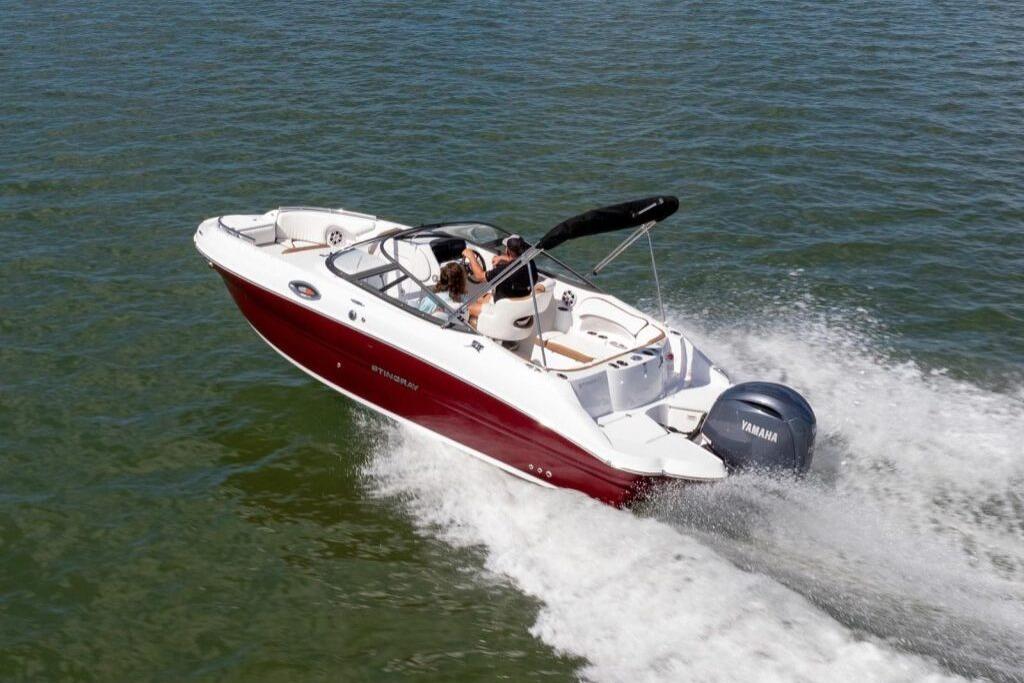 2027 Stingray 211 DC