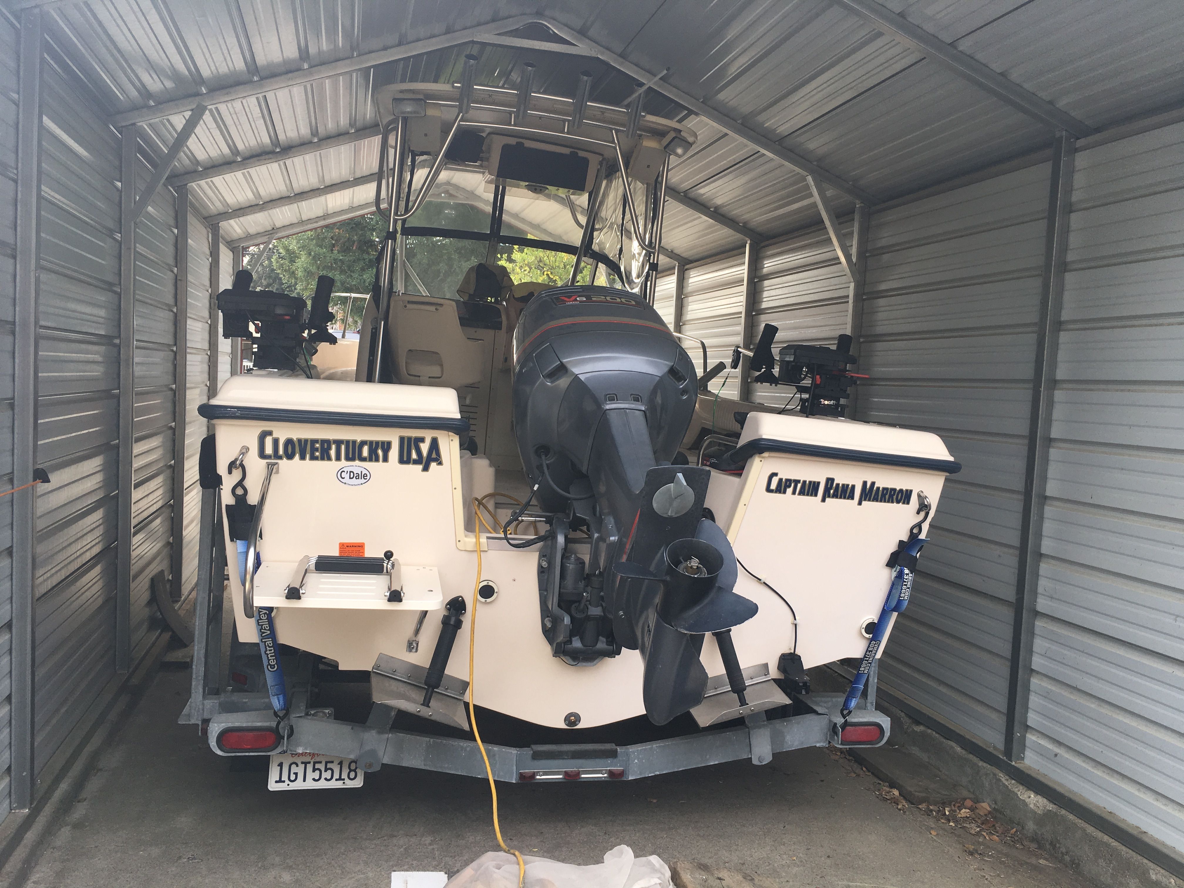 1997 Grady-White Adventure 208 - 10
