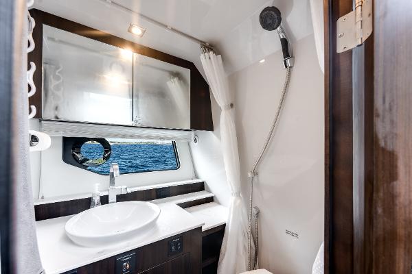 2023 Cruisers Yachts 42 GLS OB - 7