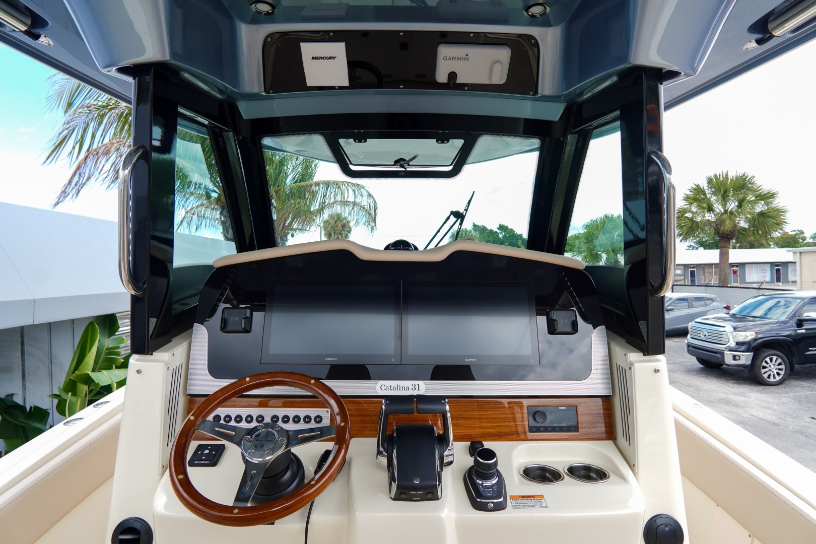 2026 Chris-Craft Catalina - Image 28
