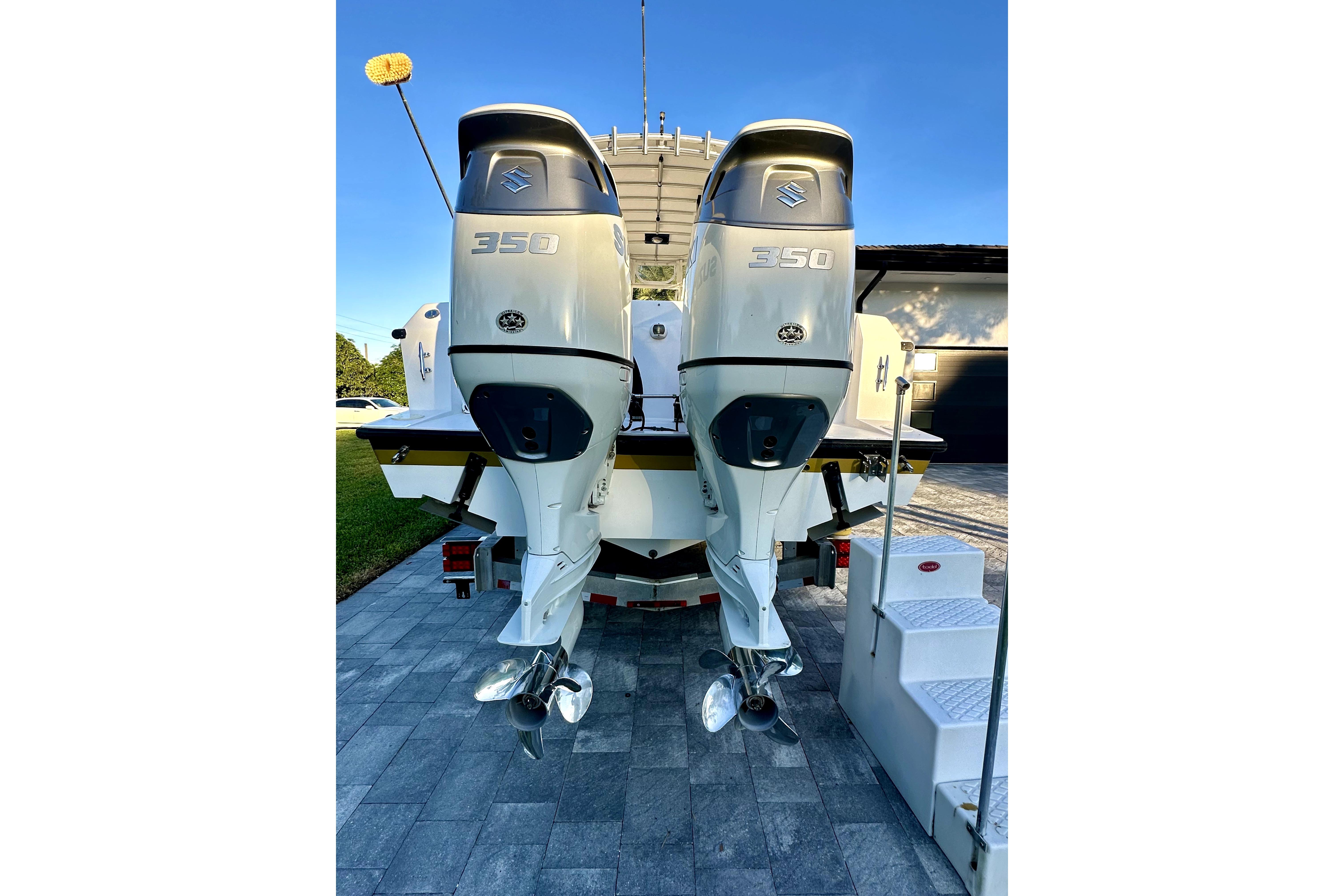 2006 Contender 35 Express Side Console with twin 350 horsepower outboard engines.