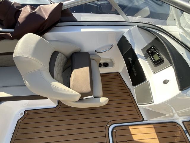 2021 Hurricane SunDeck 191 OB - 21