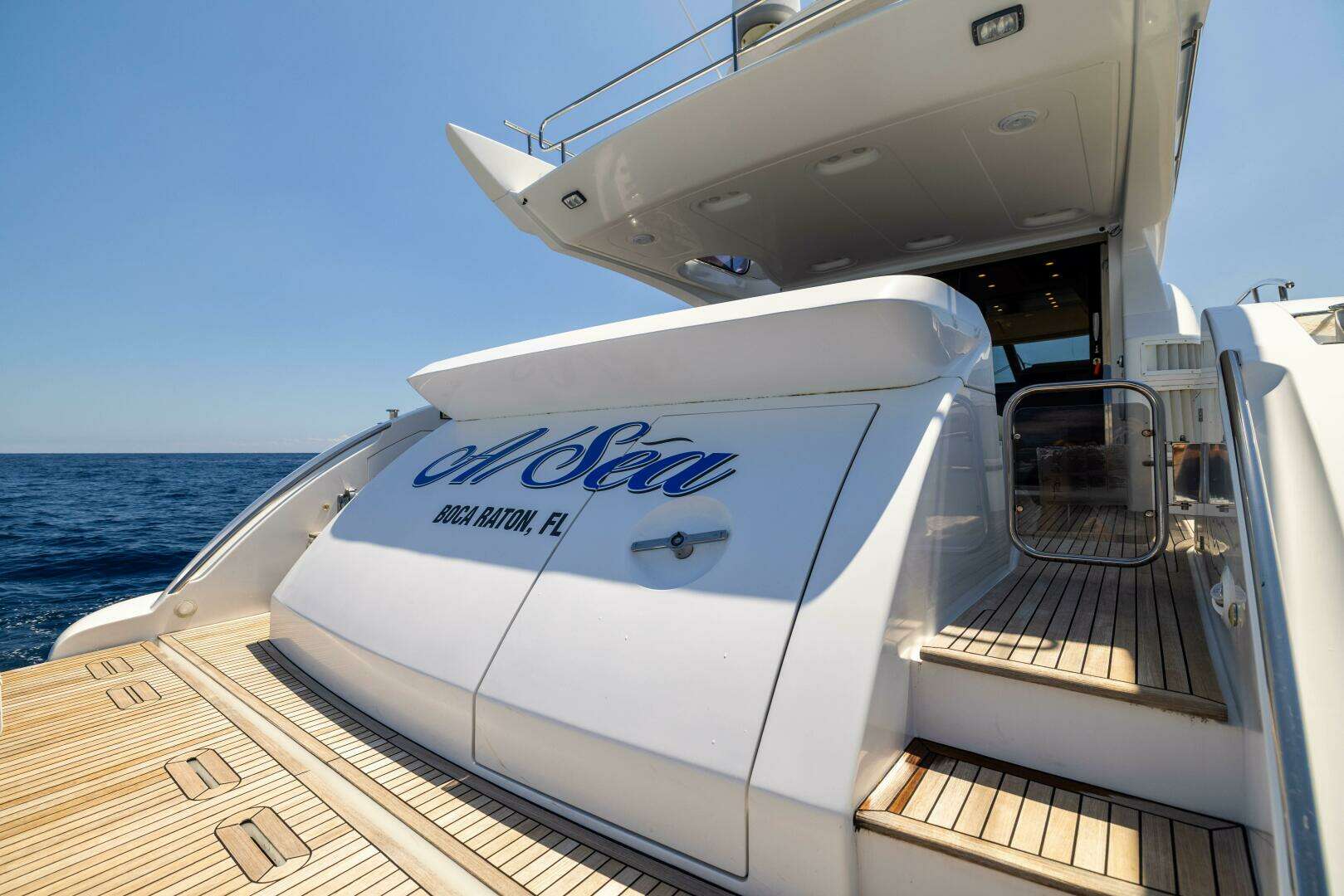 2015 Azimut 64 Flybridge - Image 37