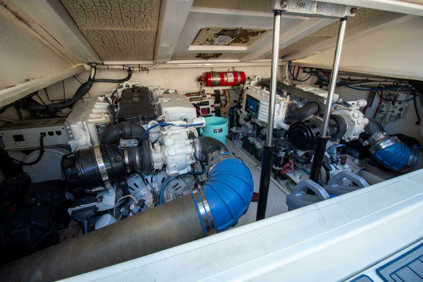 2006 Rampage 38 Express - Image 47