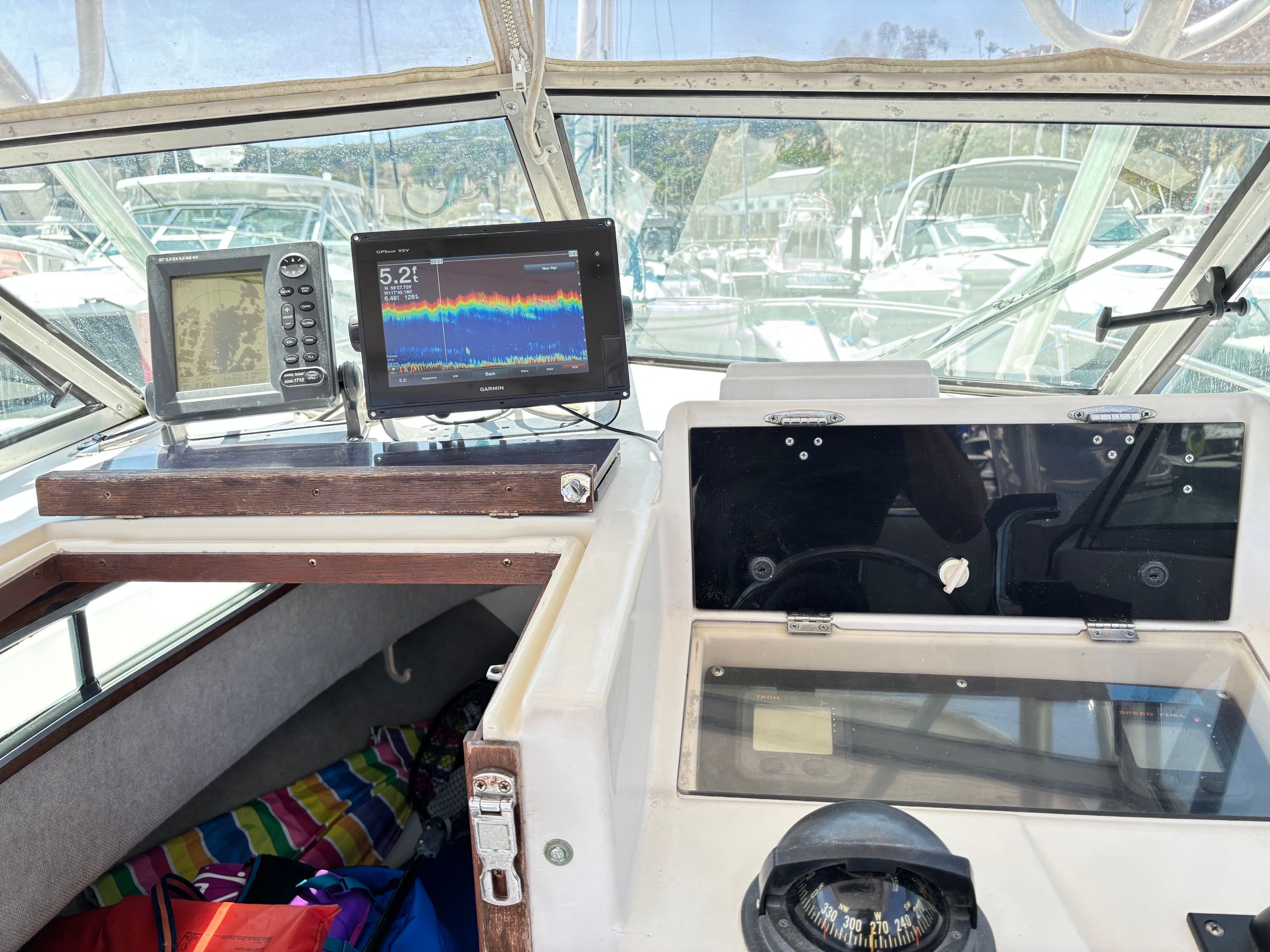 1990 Grady-White Explorer - 12
