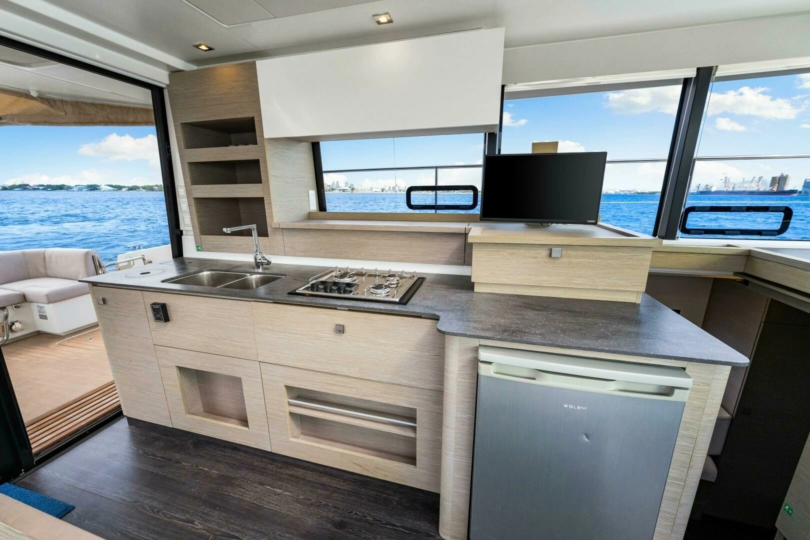 2021 Fountaine Pajot MY4.S - Image 13