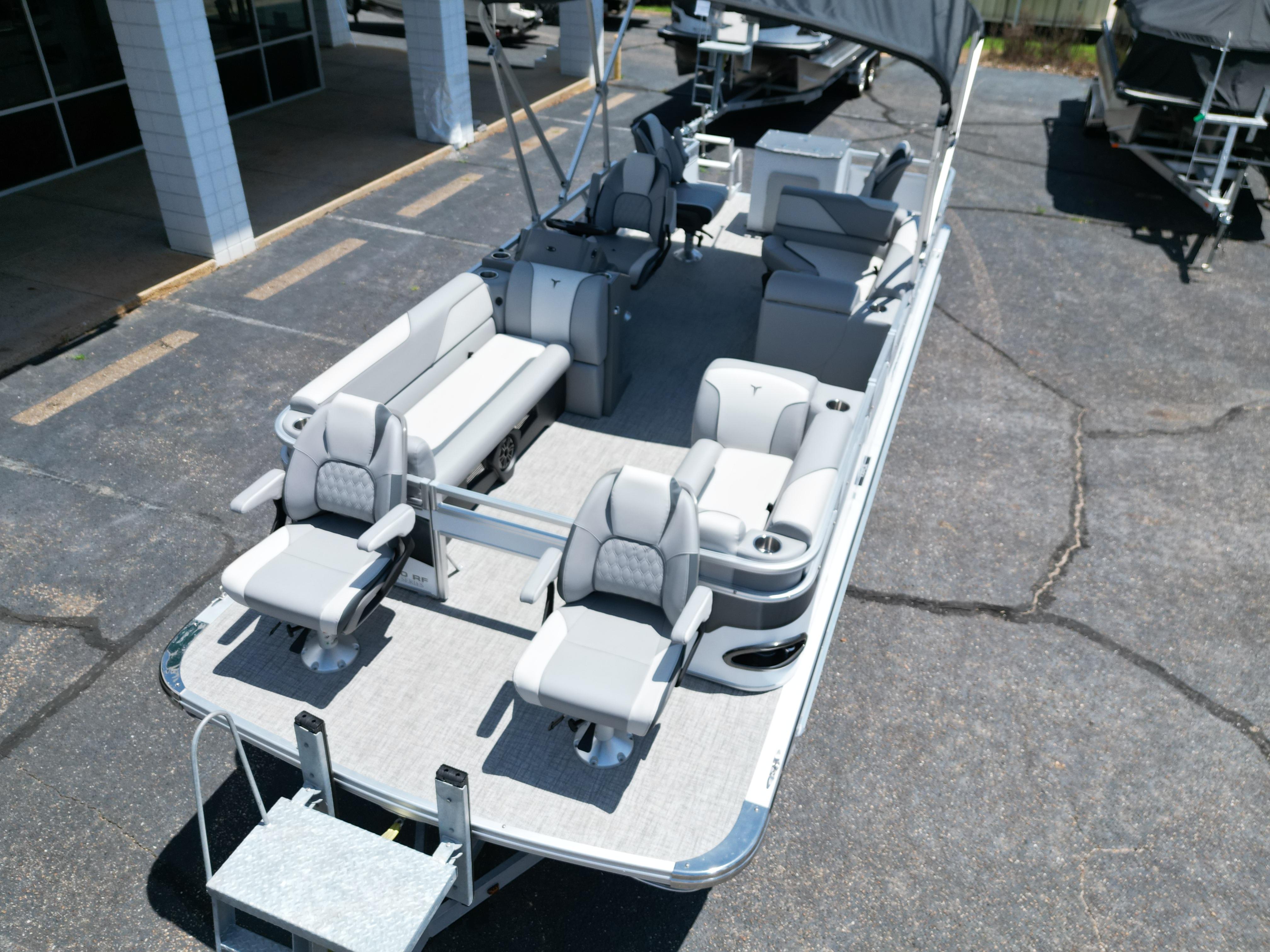 2025 Tahoe SPT FNC23T - 10