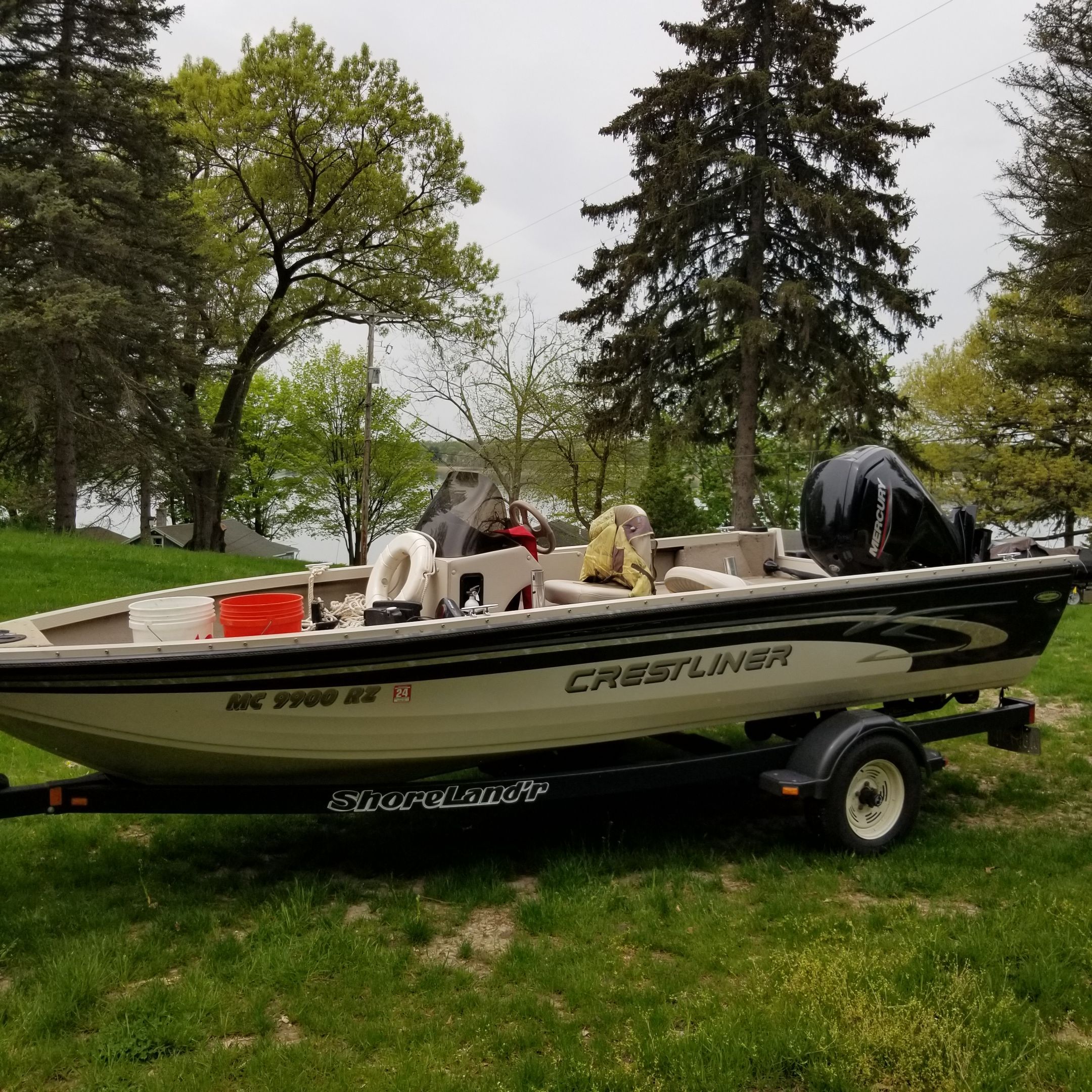 2000 Crestliner Fish Hawk 1750 - 2