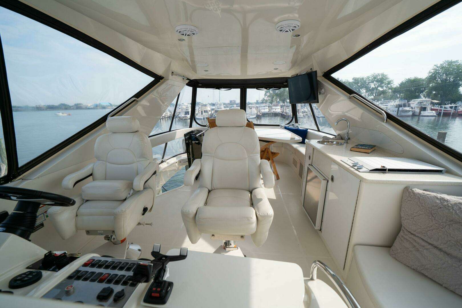 2007 Marquis 55 LS - Image 15