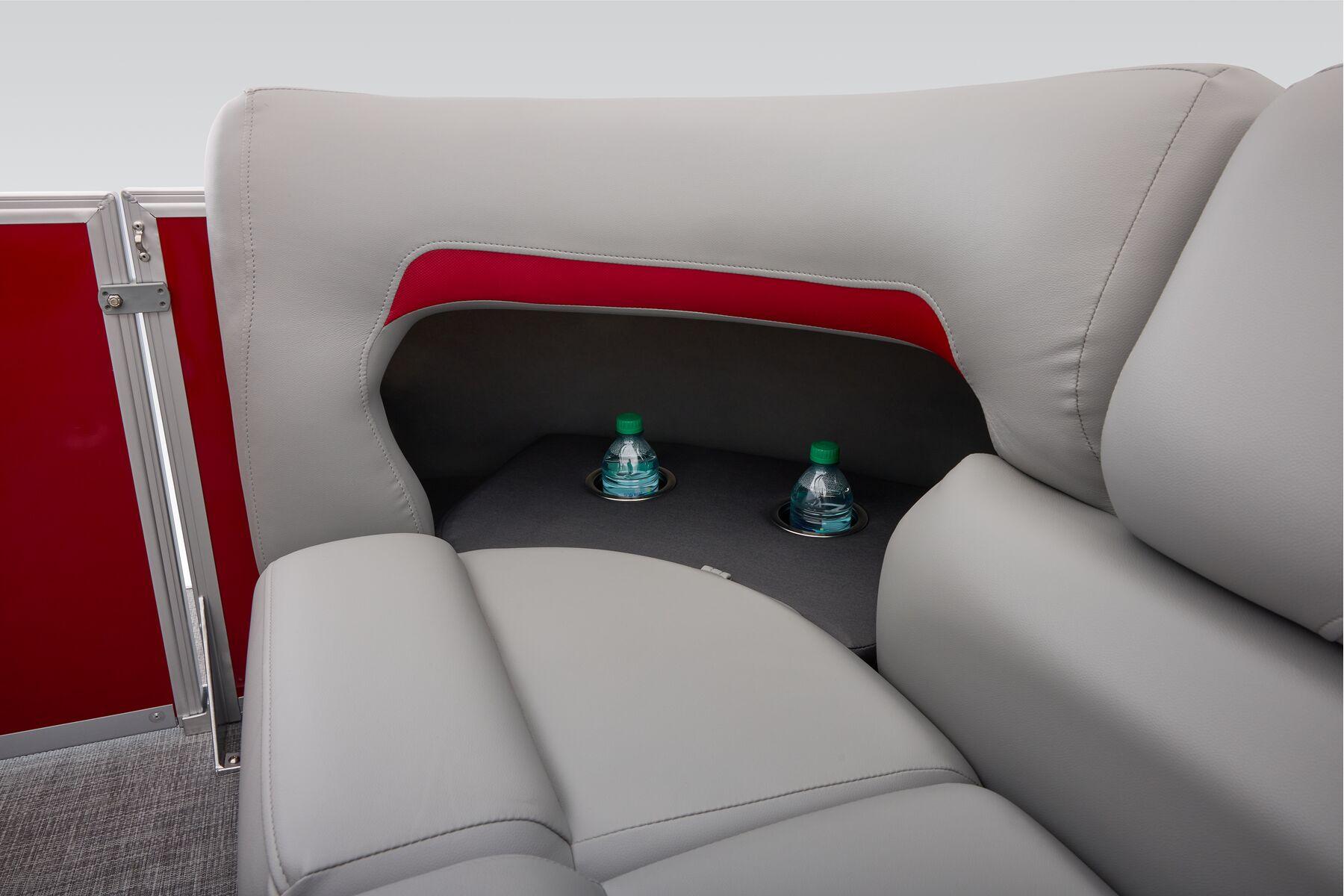 2026 Sun Tracker Party Barge 22 DLX - 50