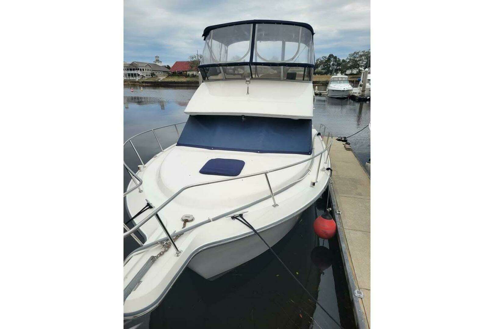 1996 Carver 320 Voyager - Image 4