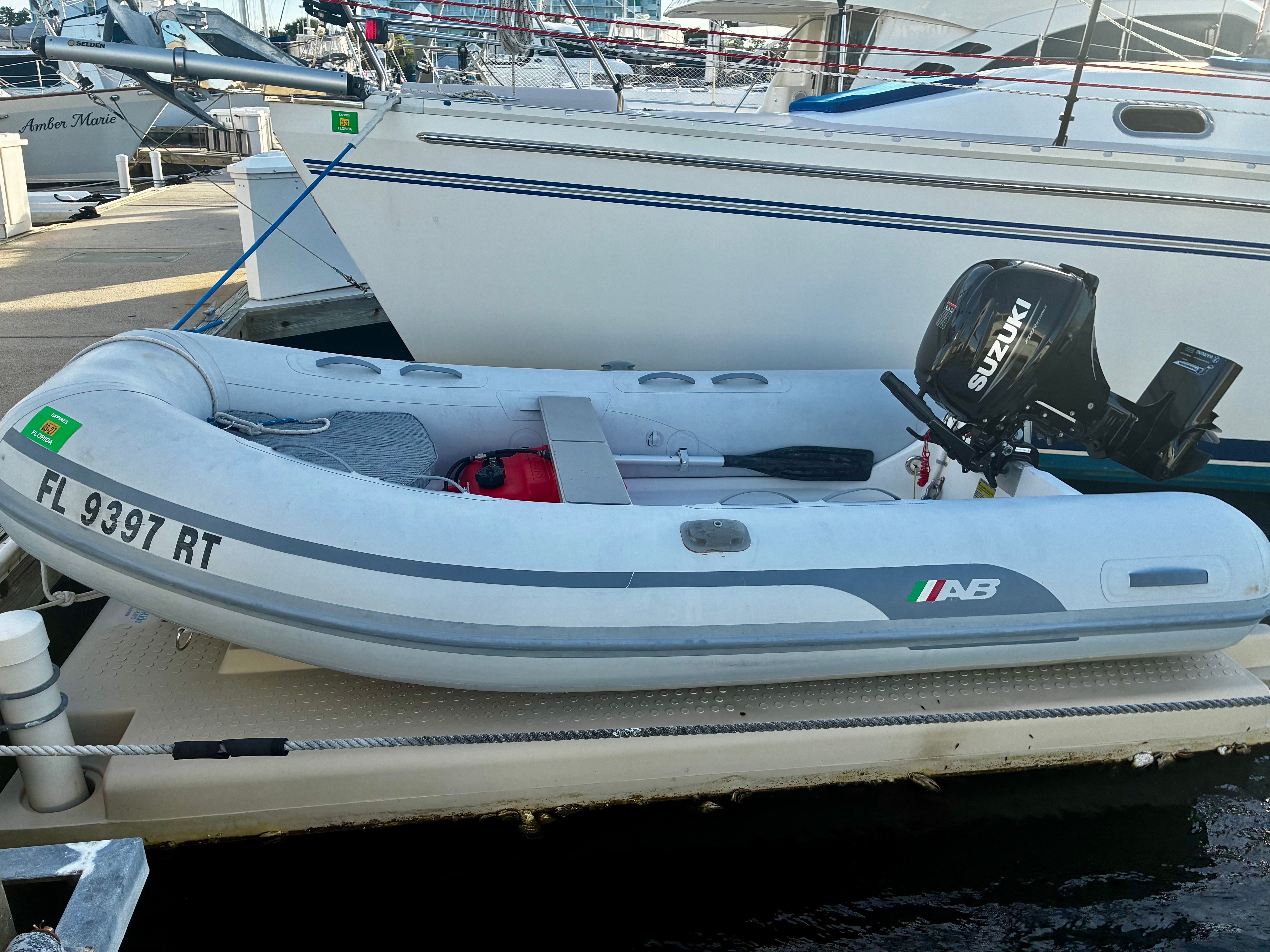 2011 Catalina 445 - 8