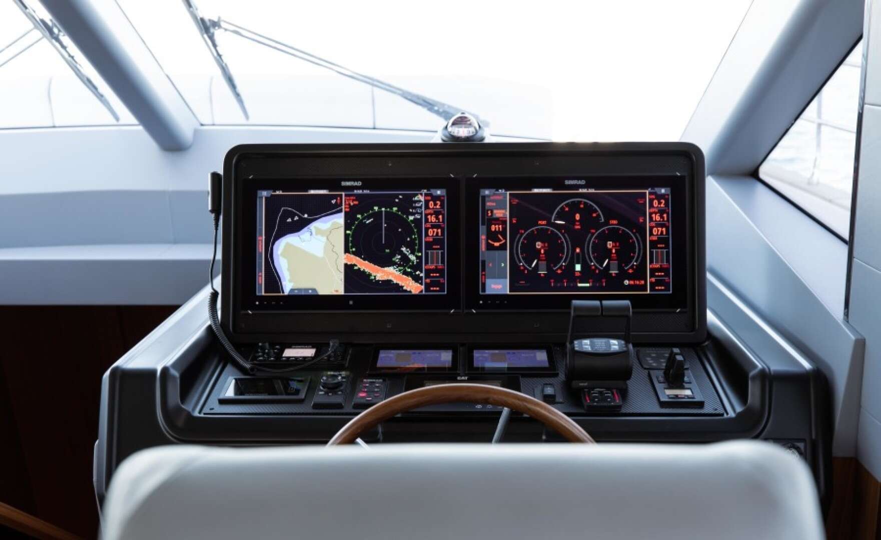 2021 Greenline OceanClass 68 Fly - Image 21