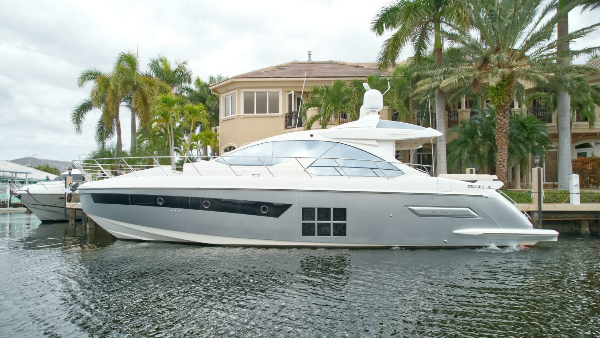 2013 Azimut 55S - Image 2