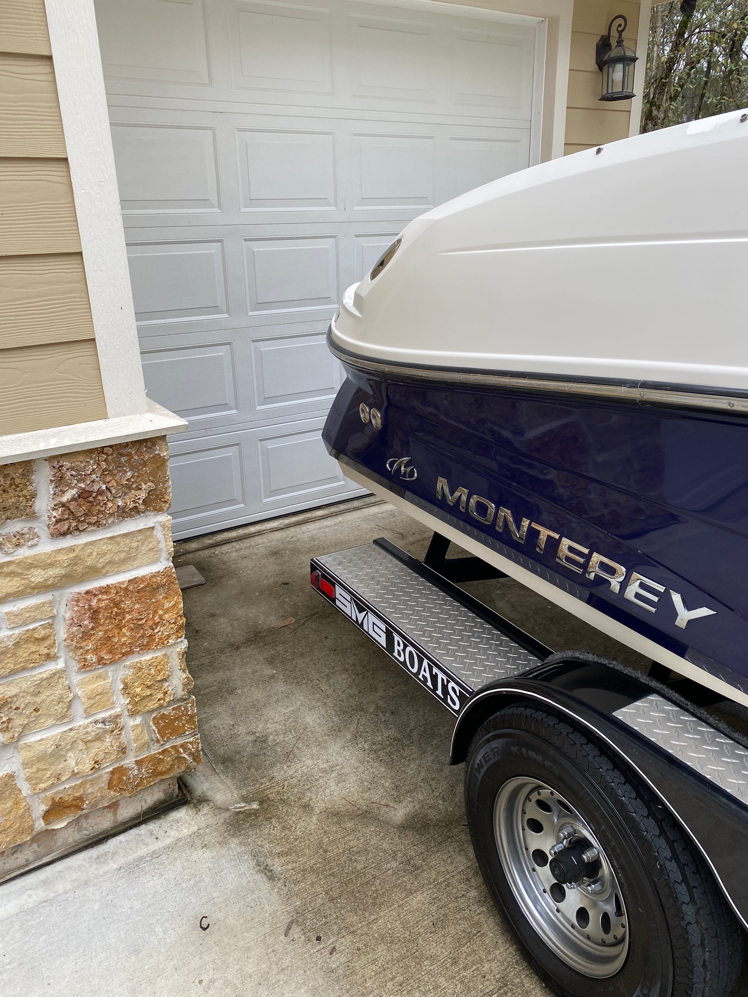 2005 Monterey 223 Explorer Sport - 3