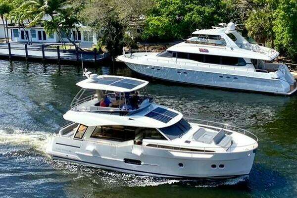 2022 Greenline 48 Diesel Flybridge with Hardtop