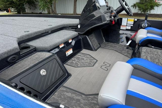 2026 Nitro Z21 XL boat interior with modern seating and sleek dashboard design.