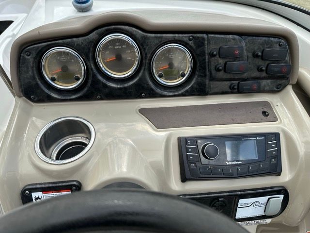 2012 Yamaha Boats 242 Limited - 18