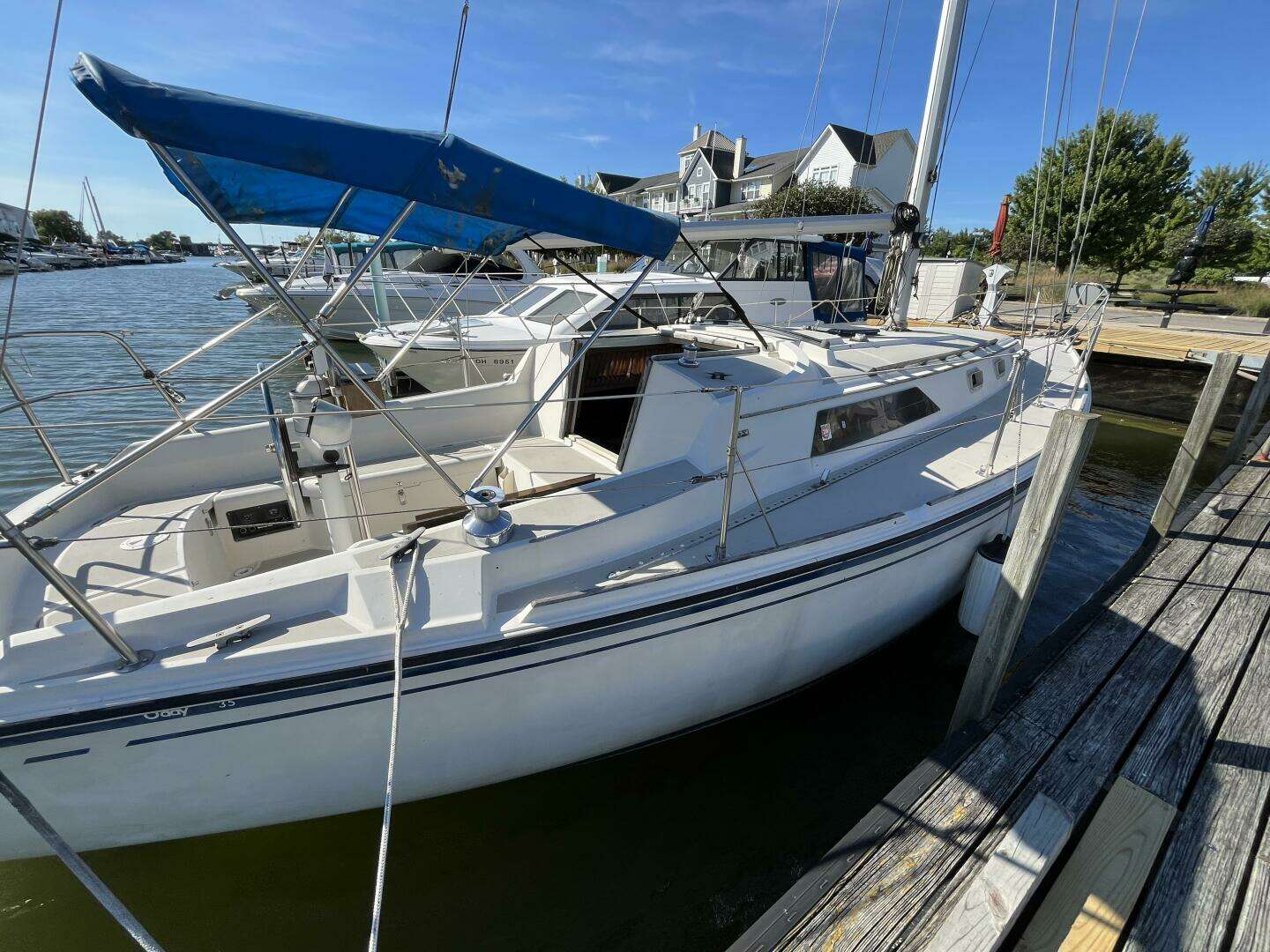 1985 O'Day 35 - Image 3