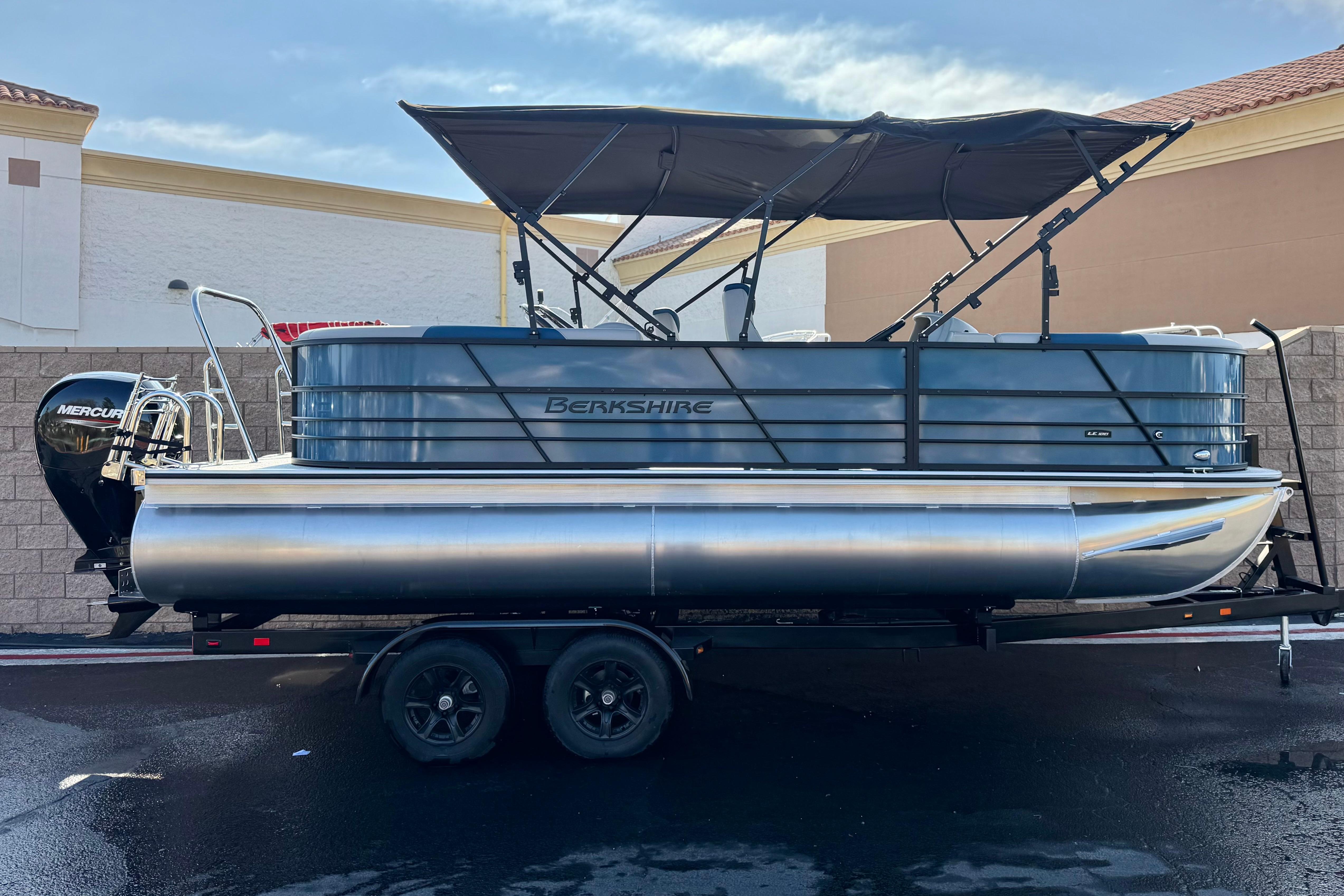 2026 Berkshire 22RFX LE