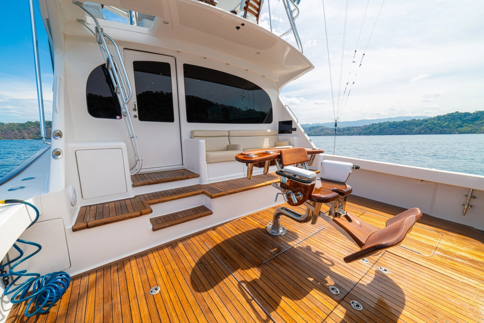 2012 Viking 60 Convertible - Image 5