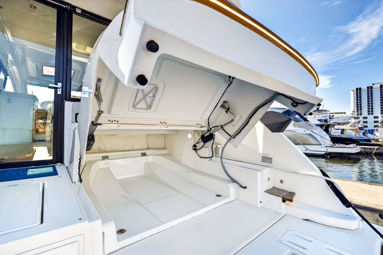 2023 Beneteau Gran Turismo 45 - Image 46