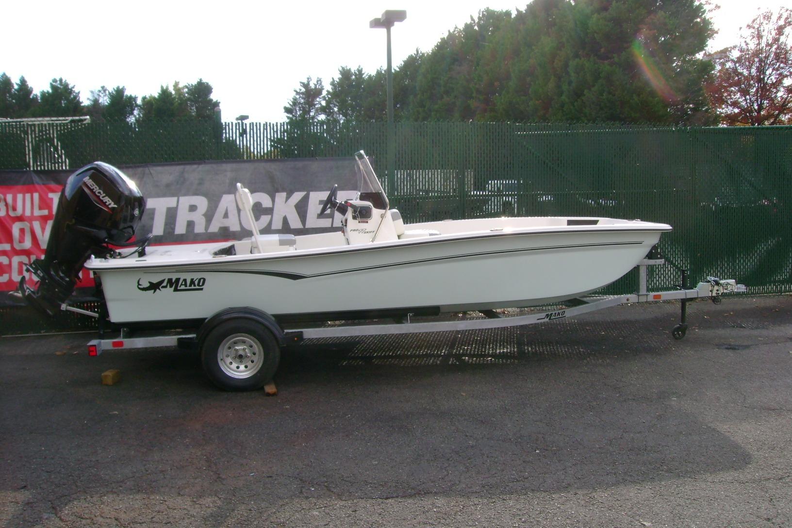 2026 Mako Pro Skiff 17 CC