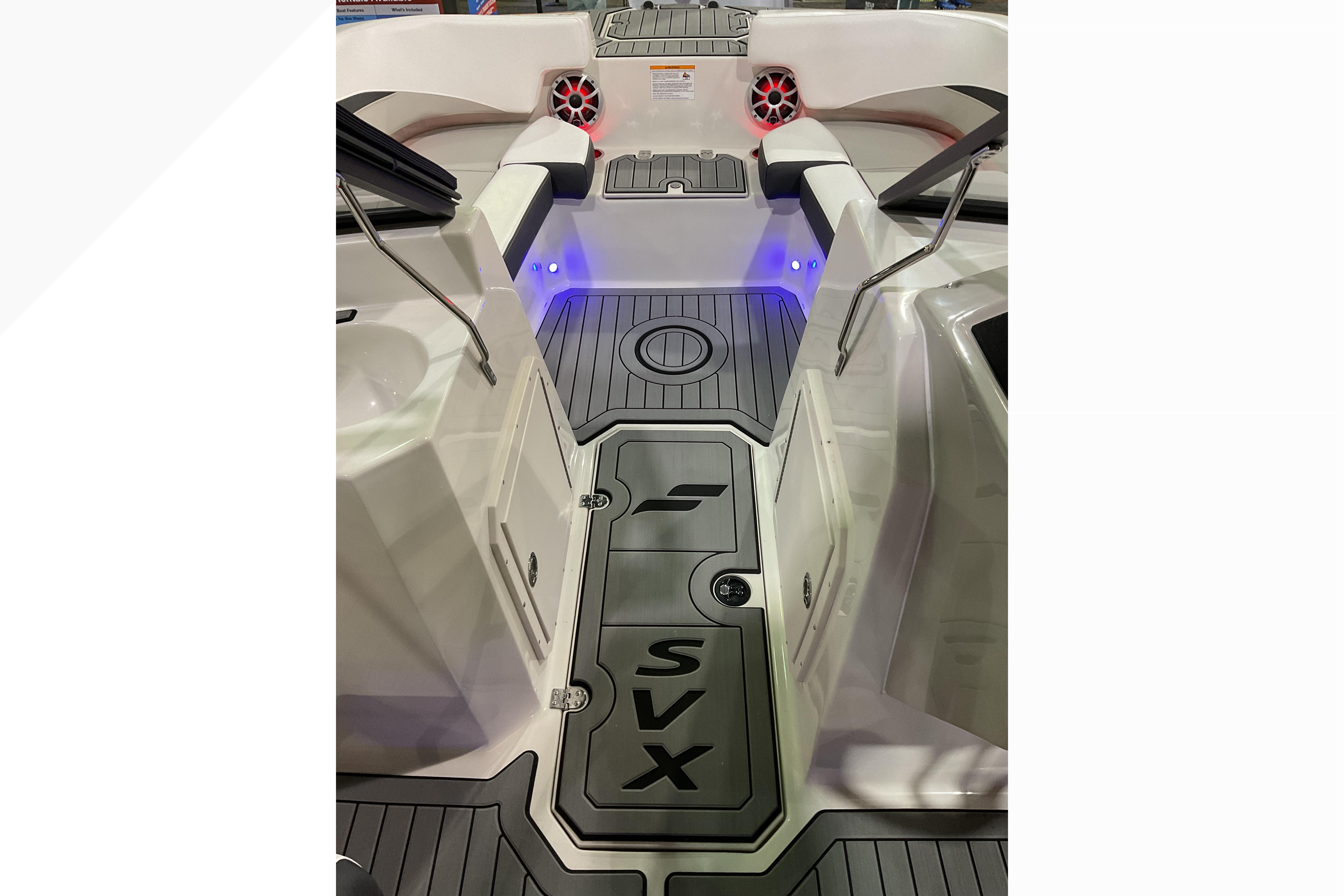 2026 Starcraft SVX 210 DC OB boat interior with sleek design and ambient lighting.