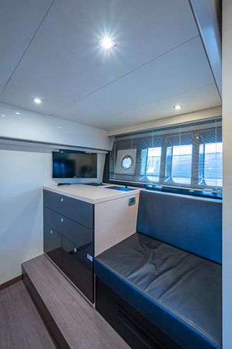 2012 Cranchi 56 St - Image 40