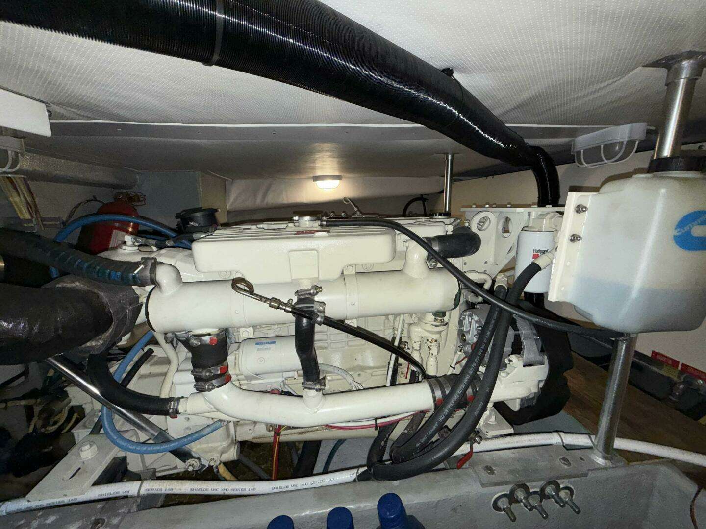 2006 Mainship — - Image 23
