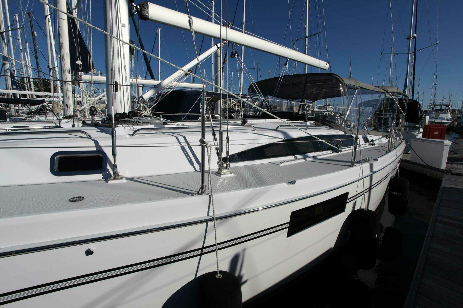2025 Catalina 426 - Image 33