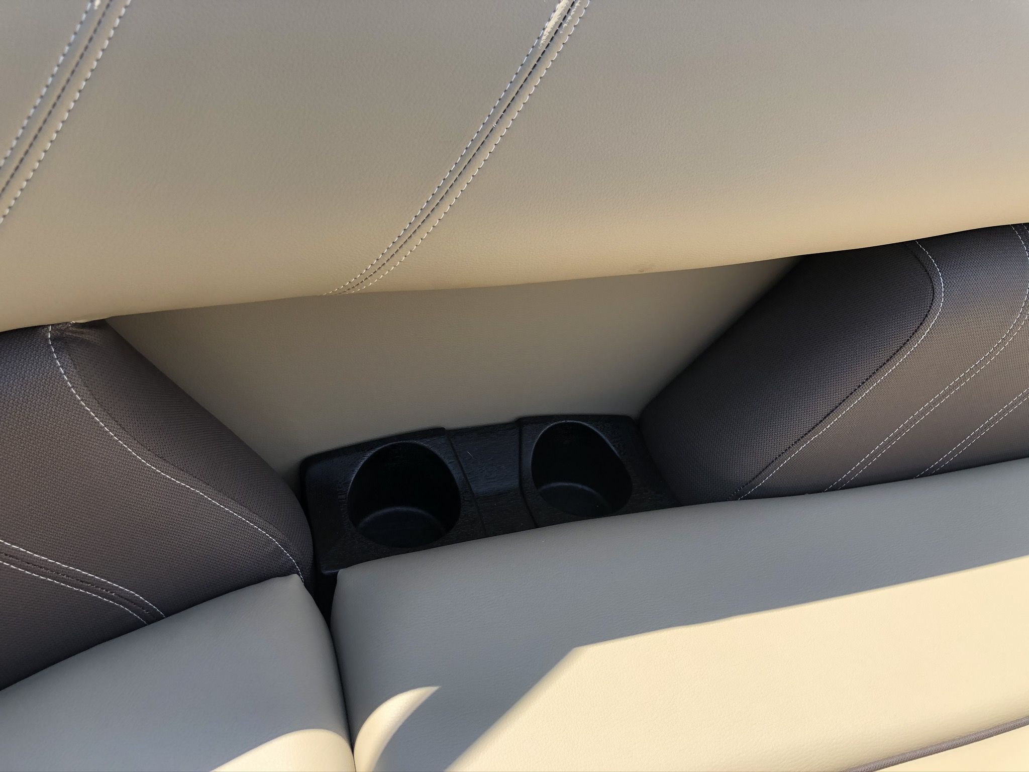 2026 Sylvan Mirage 8520 Cruise - 13